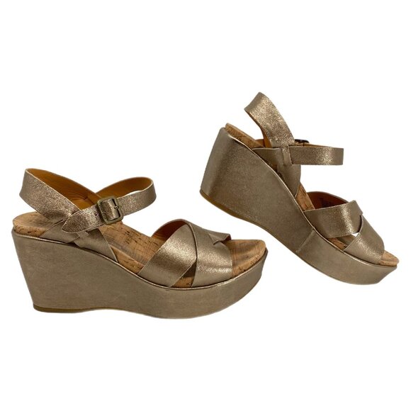 Kork-Ease Gold Metallic Cork Wedges | Size 8 - Picture 1 of 9